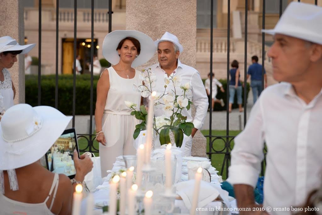 Cena in bianco a Monza